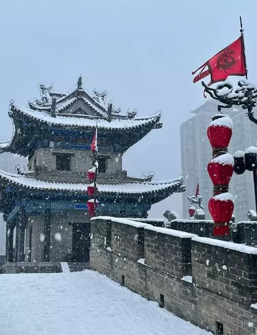 The Winter of Xi'an City Wall