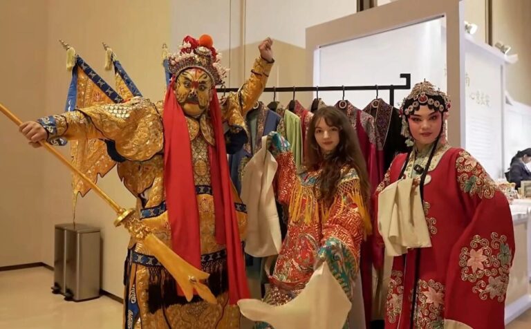 Foreigners' Hanfu Experience